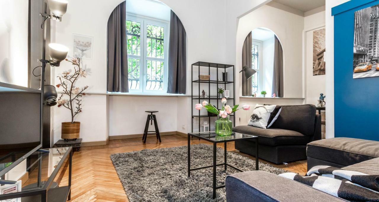 شقة Hintown Castle Mansion ميلان المظهر الخارجي الصورة